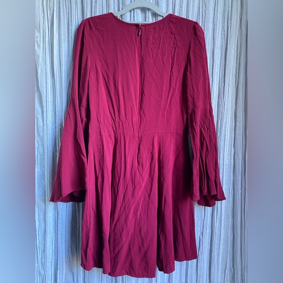 Express Bell Sleeve Skater Dress - Picture 7 of 10